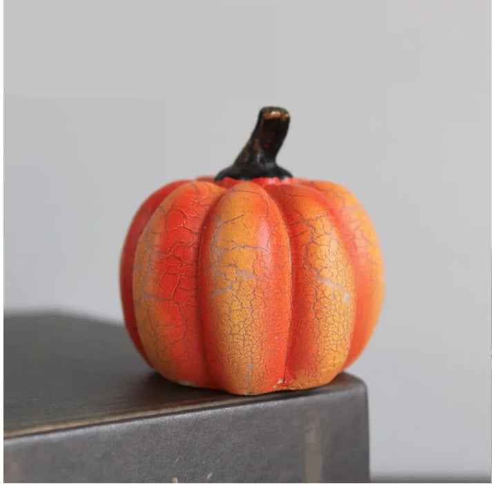 Halloween LED Pumpkin Lamp - Realistic Resin