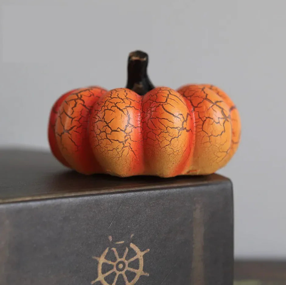 Halloween LED Pumpkin Lamp - Realistic Resin